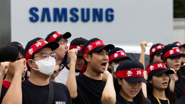 AI时代人类第一场大规模罢工,来自造AI的工厂里